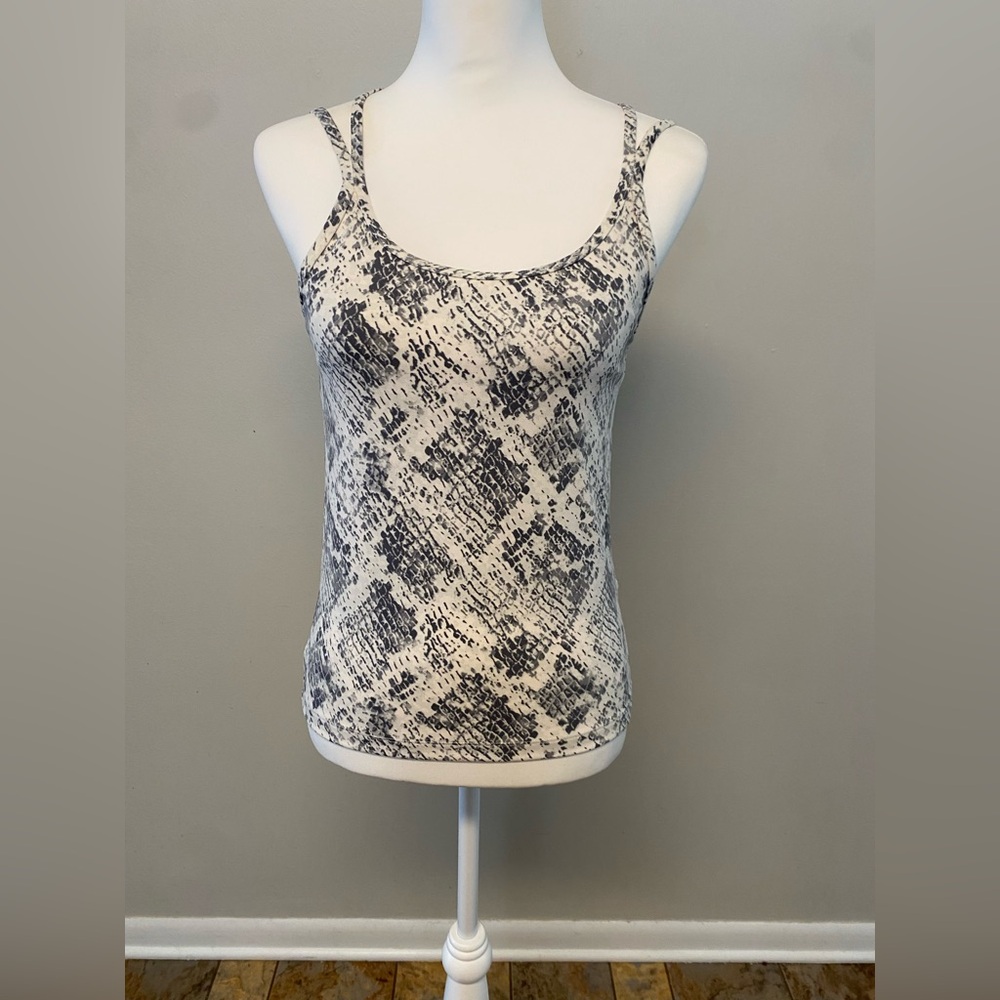 Victoria's Secret Pink snakeskin Tank Top 
Athletic Workout PADS NOT INCLUDED